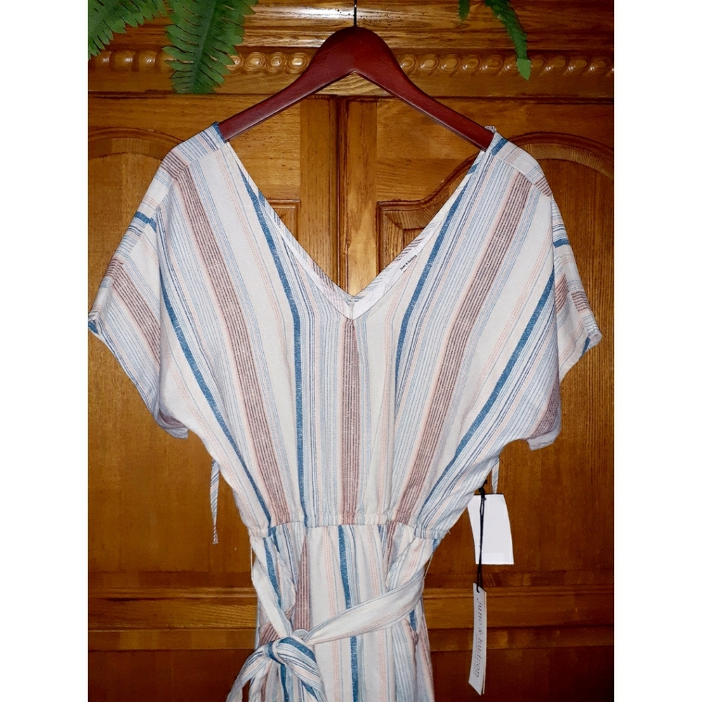 June & Hudson | Short Sleeve Stripe Print Jumpsuit - Picture 3 of 10